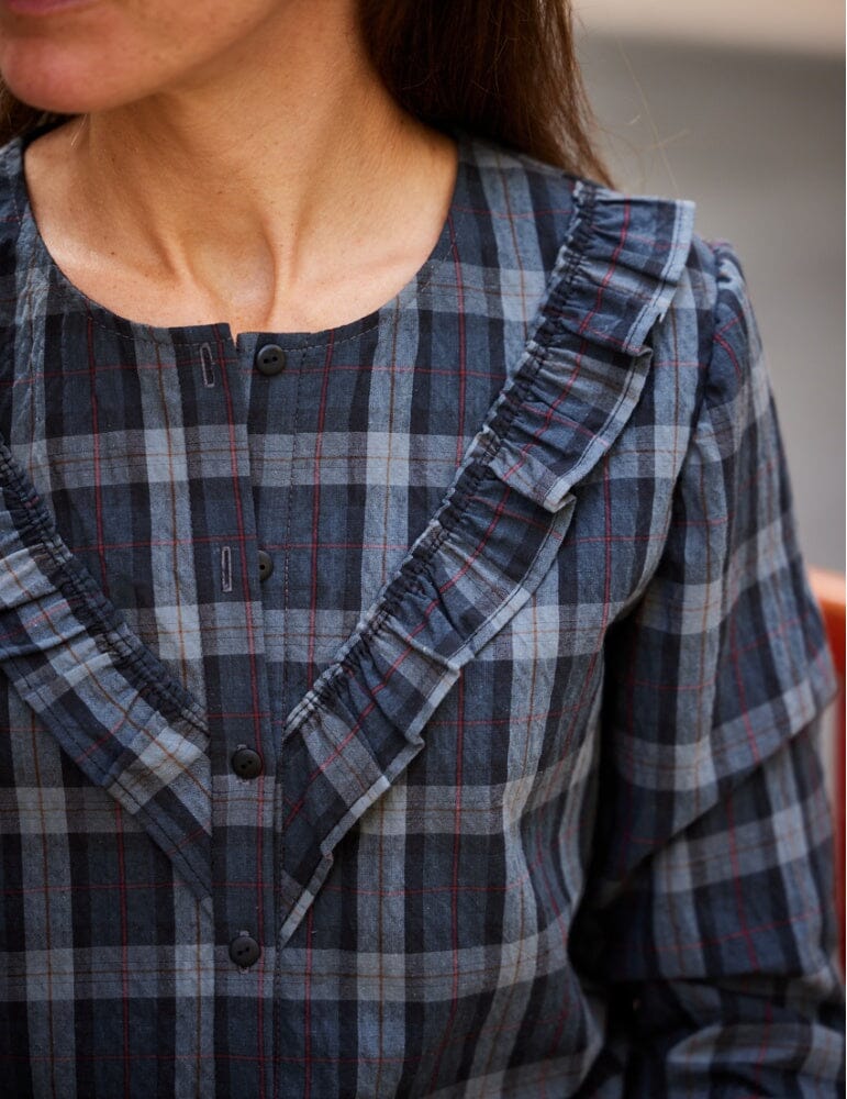 Blouse femme DIAPASON Patron de couture pochette - Atelier SCÄMMIT Patron de couture ATELIER SCÄMMIT | Gaspard et Léonie Tissus en ligne et Mercerie à Toulouse