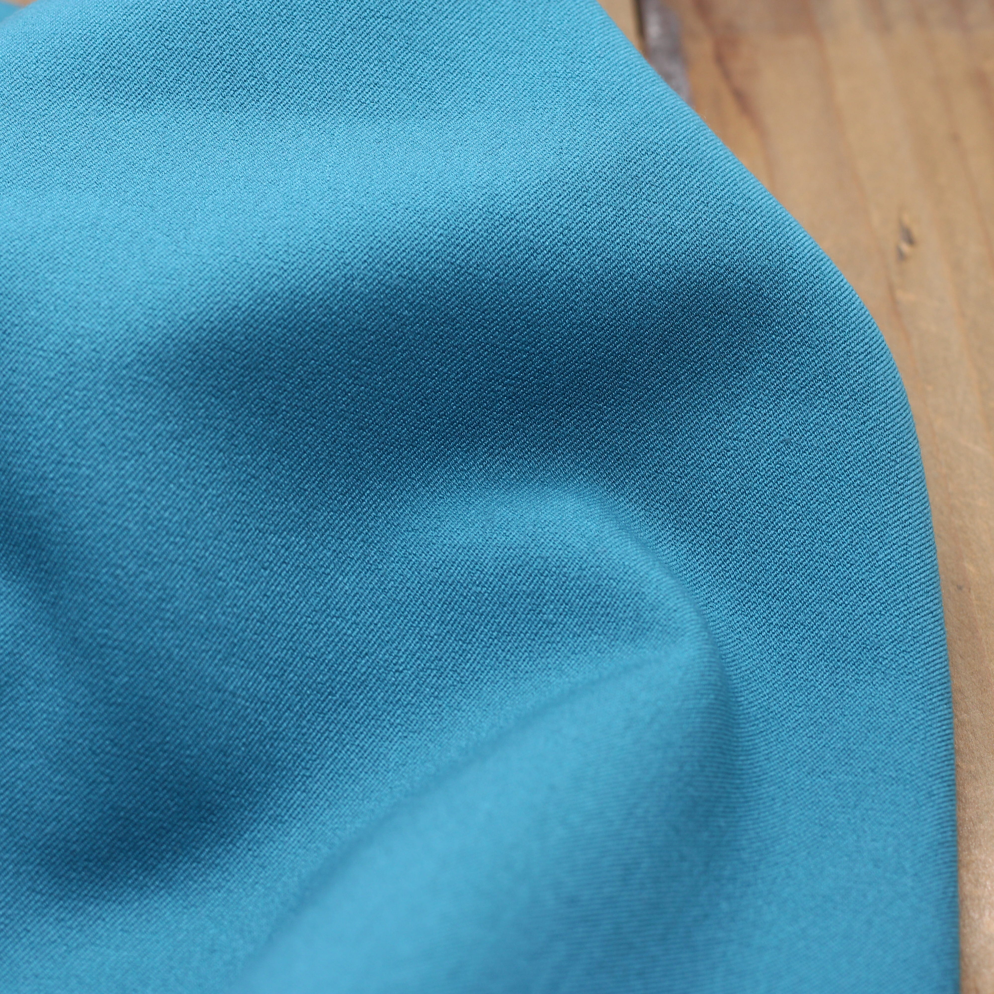 Tissu Twill Uni Stretch- Turquoise (Vendu x10cm) Tissus Sélection Gaspard & Léonie | Gaspard et Léonie Tissus en ligne et Mercerie à Toulouse