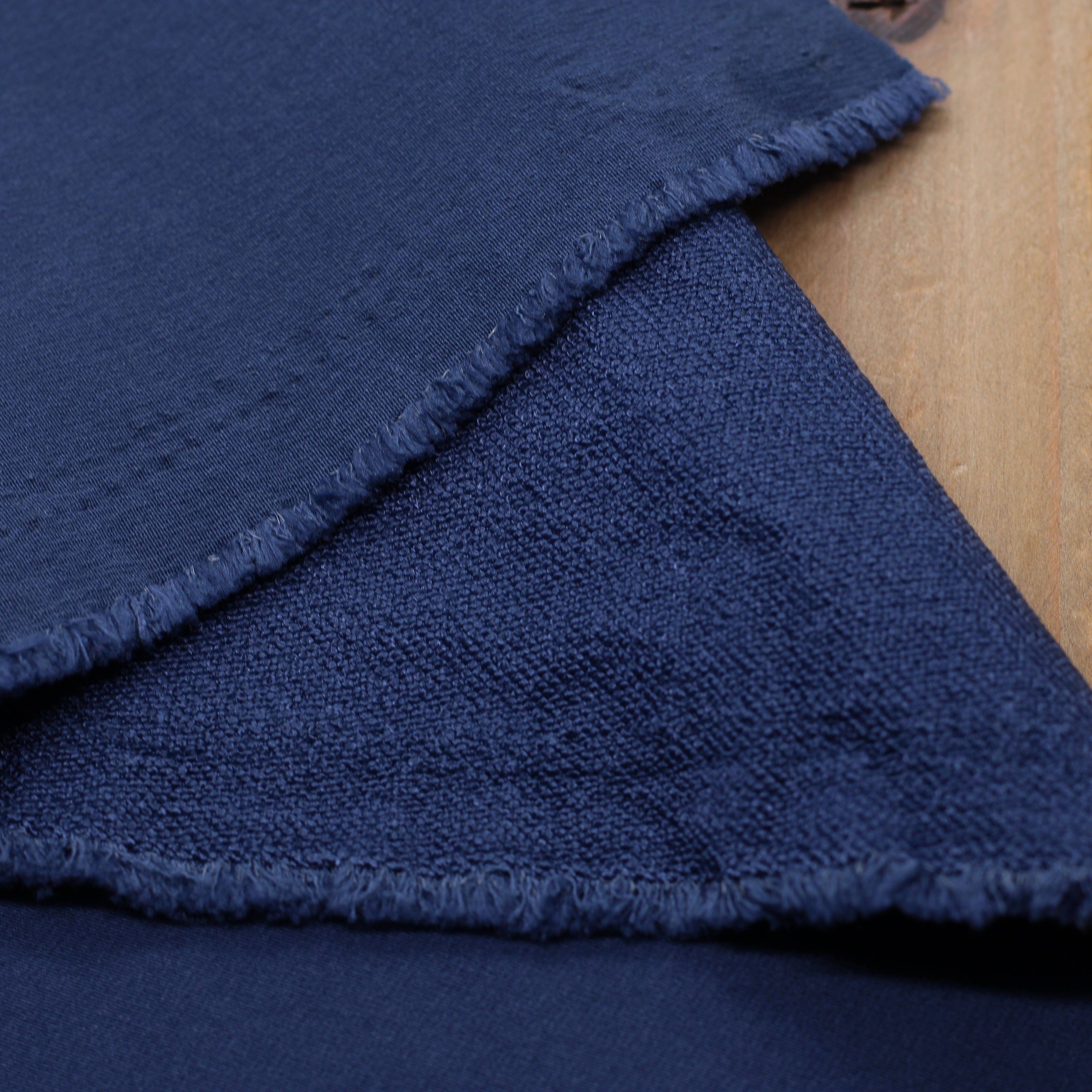 Tissu Waterproof Imperméable - Dark Denim (vendu x10cm) Tissus Sélection Gaspard & Léonie | Gaspard et Léonie Tissus en ligne et Mercerie à Toulouse