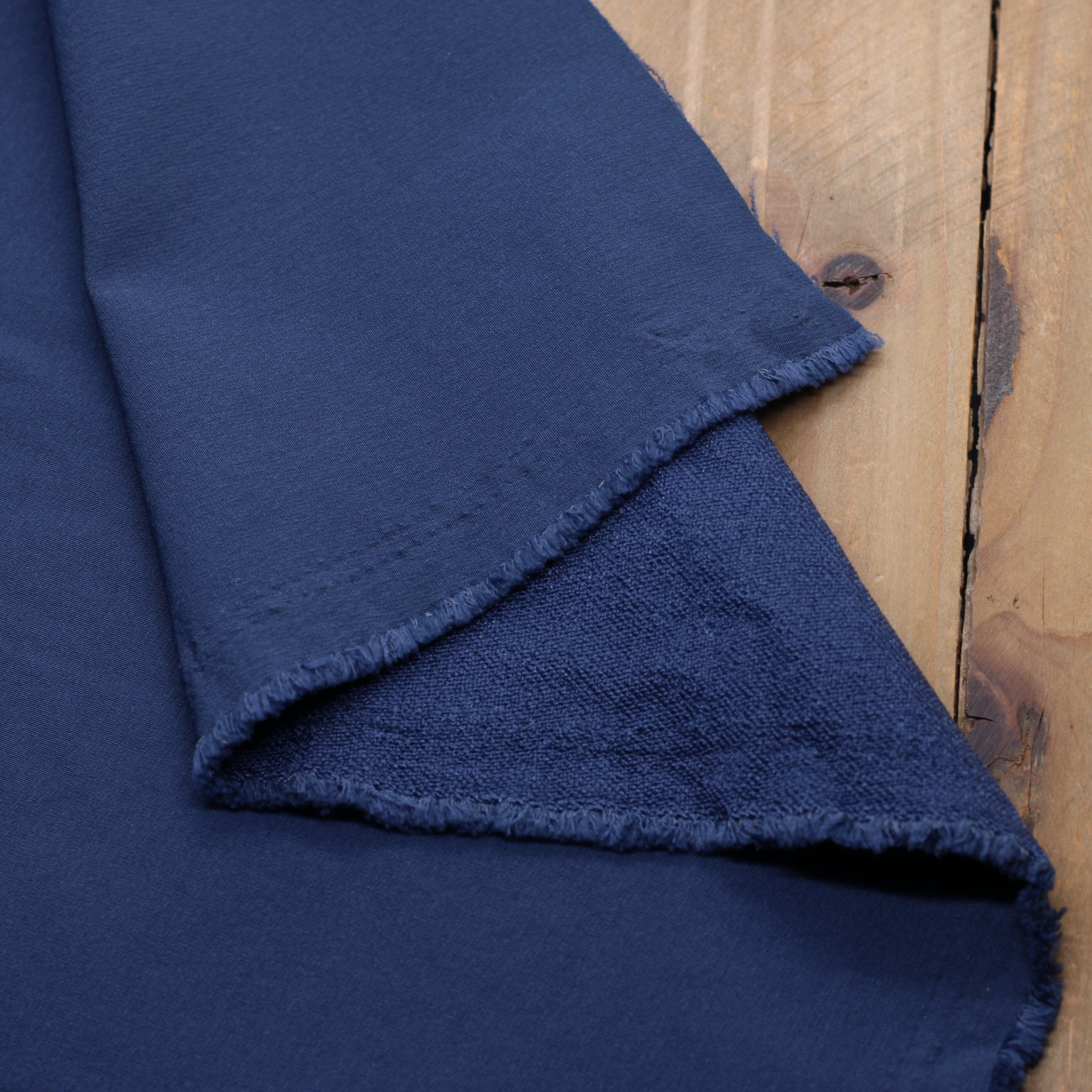 Tissu Waterproof Imperméable - Dark Denim (vendu x10cm) Tissus Sélection Gaspard & Léonie | Gaspard et Léonie Tissus en ligne et Mercerie à Toulouse